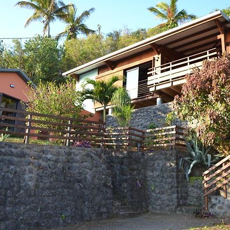 Villa Atypique Le Chat Perche De Grand Anse Petite Île Екстериор снимка