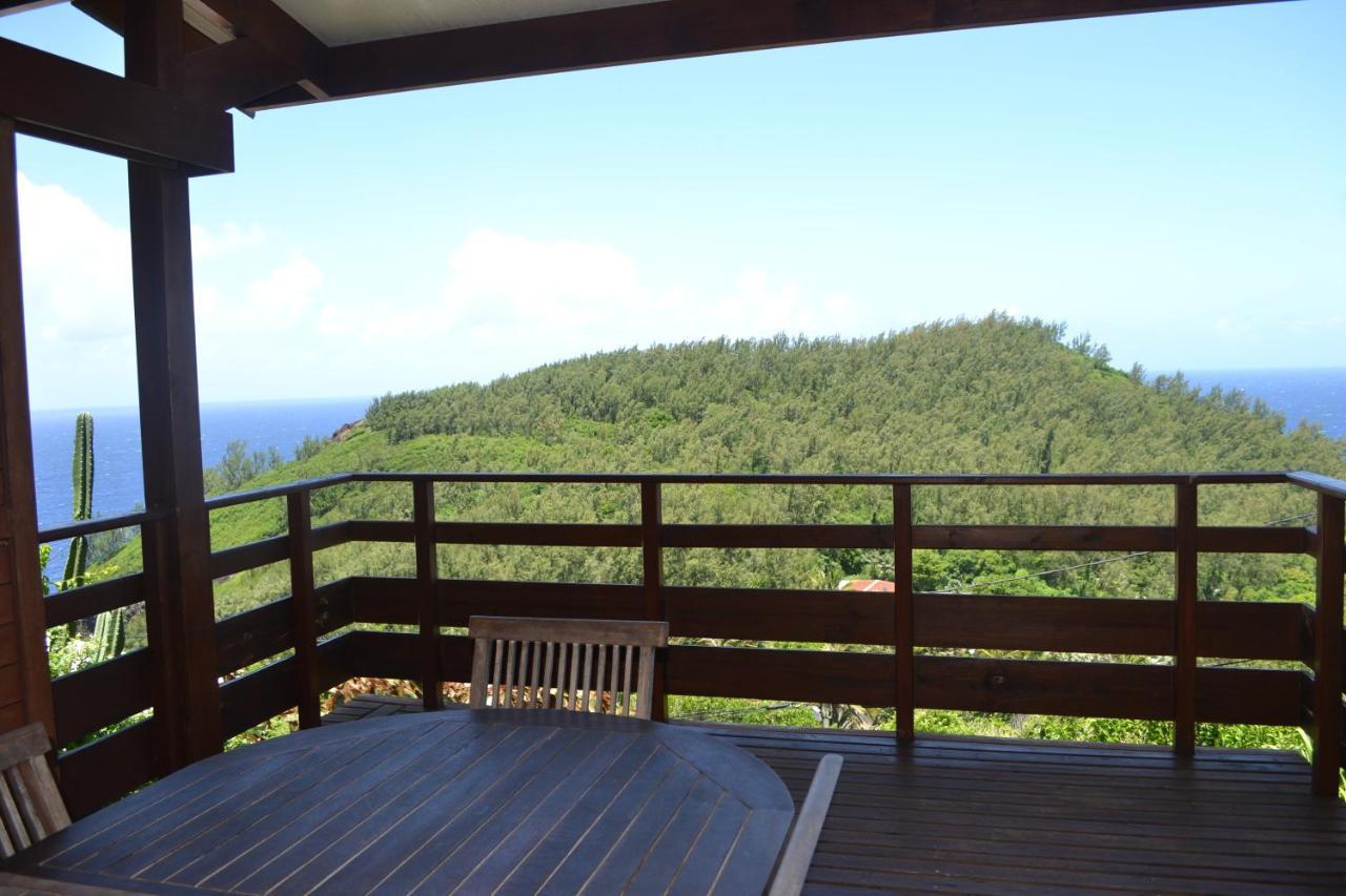 Villa Atypique Le Chat Perche De Grand Anse Petite Île Екстериор снимка
